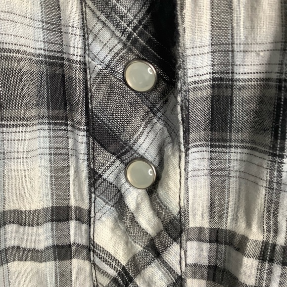 a.n.a. A NEW APPROACH LS/ROLL TAB BLK/WHT 3X - Picture 6 of 8